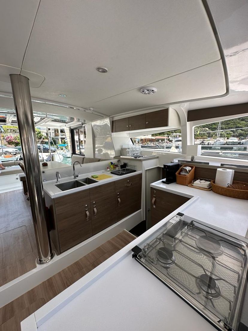 Bali Catamarans 4.2 SERENITY