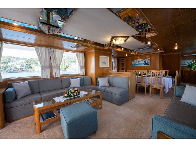 Perama Shipyard S 102 Elena