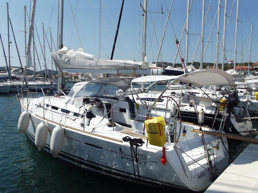 Beneteau FIRST 35 Libra