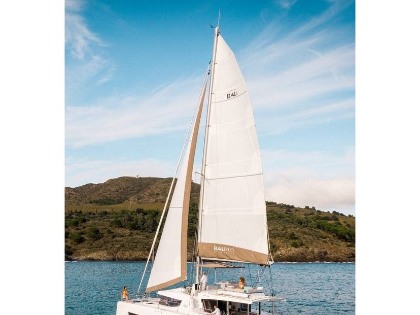 Bali Catamarans 4.6 Margeo XVIII (A/C, Generator, Water Maker, dishwasher)