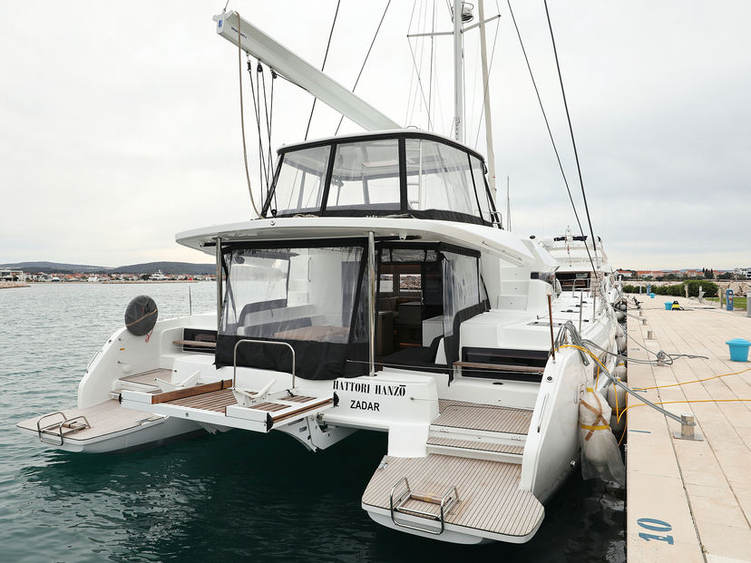 Lagoon 51 HATTORI HANZŌ