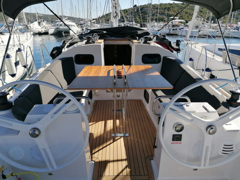 Elan 40 TOP SECRET 2020