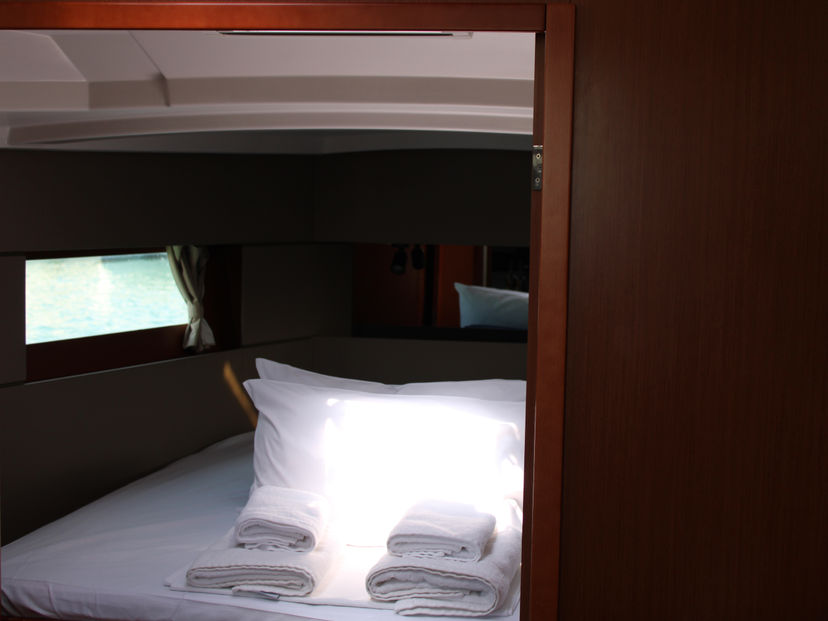 Beneteau 38 Zeus