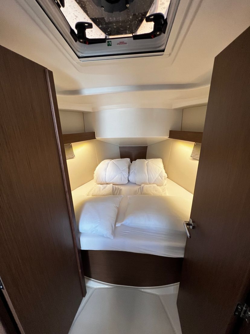 Beneteau 4.1 Clara