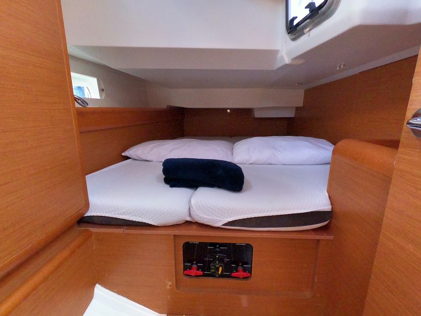 Jeanneau 40 Piedanlo II