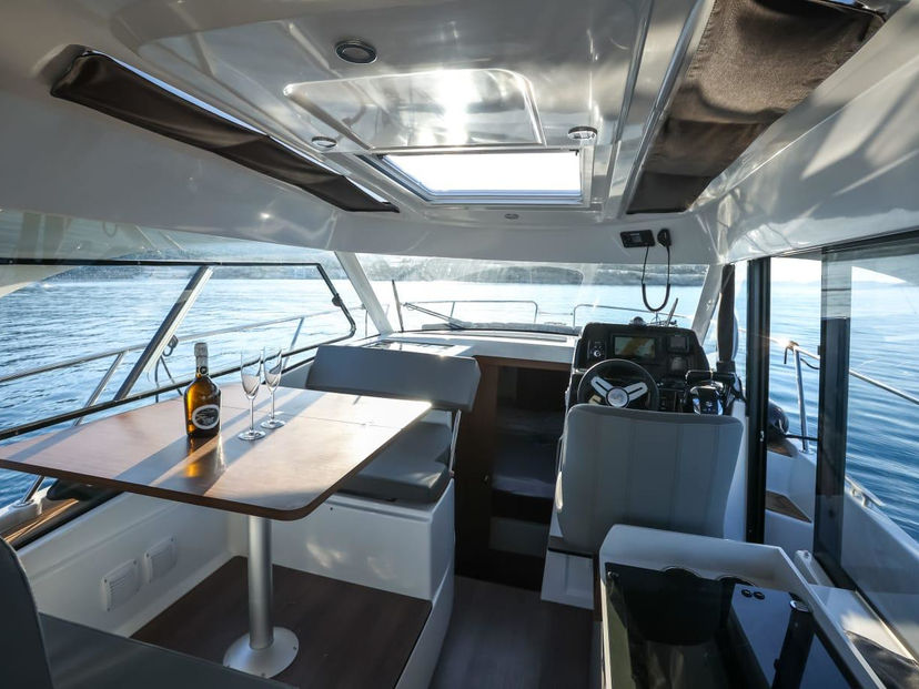 Beneteau ANTARES 9 M & N