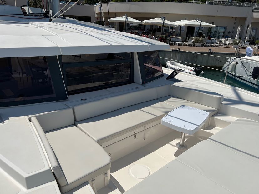 Bali Catamarans 4.0 Tesla