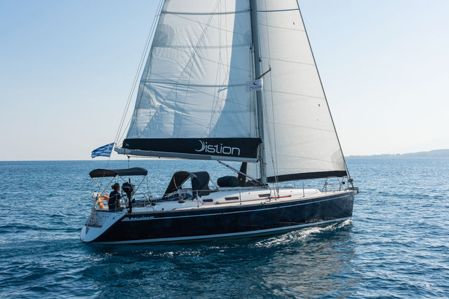 AD Boats 40 Vira