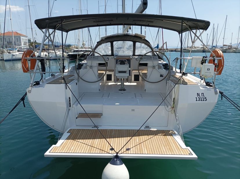 Bavaria Yachtbau 45 Lego