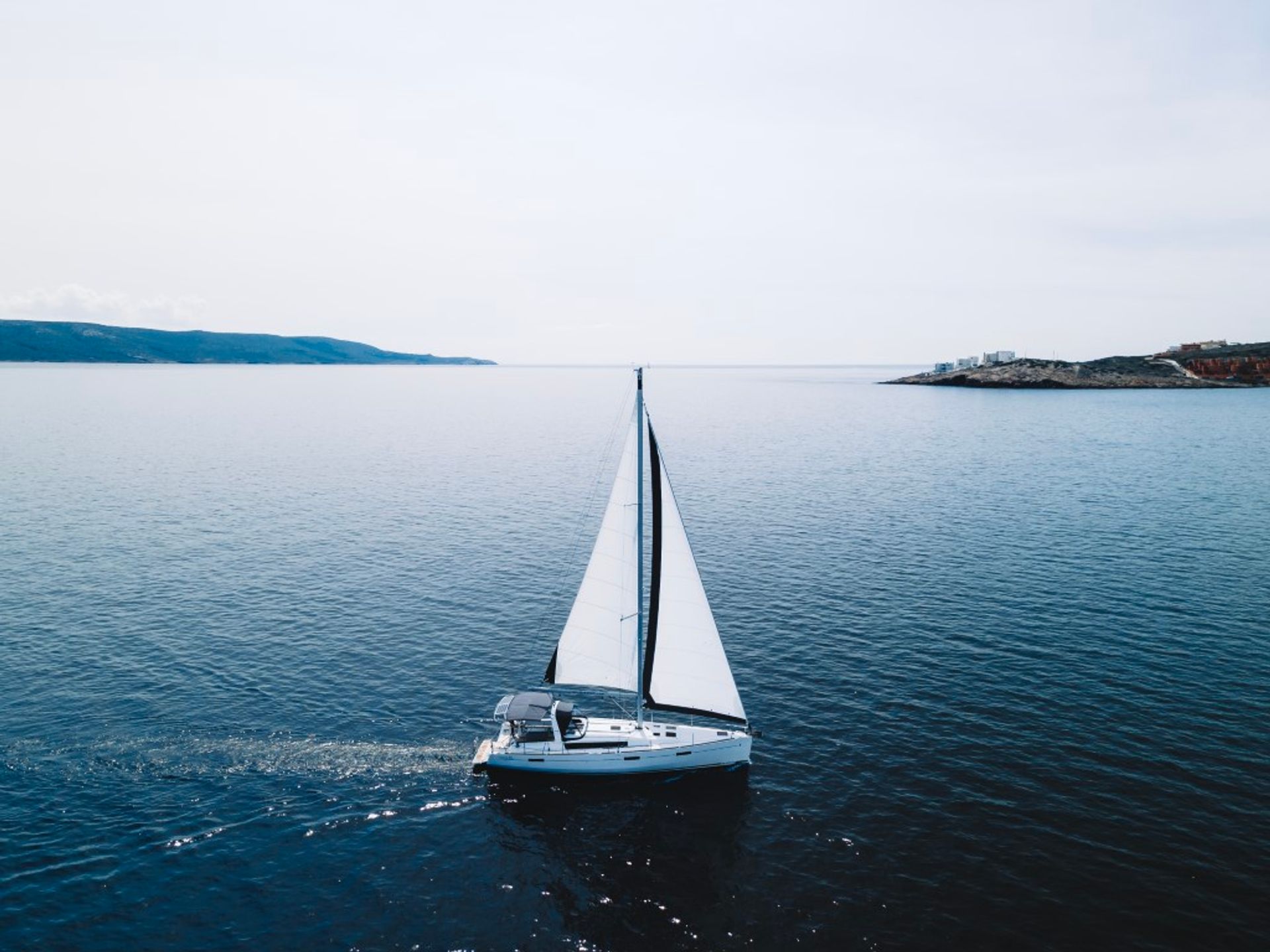 5949931557203541_rafaella-sailing.jpg