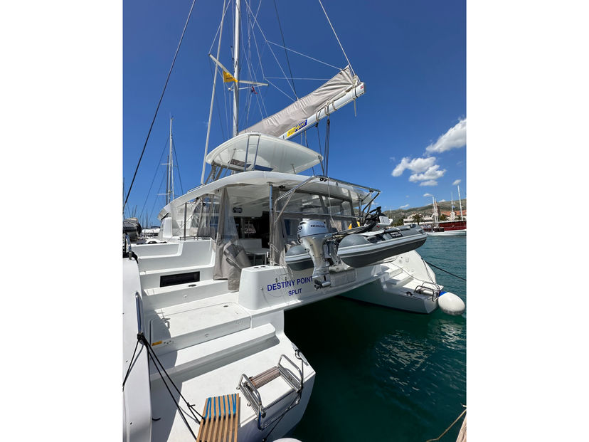 Lagoon 46 DESTINY POINT