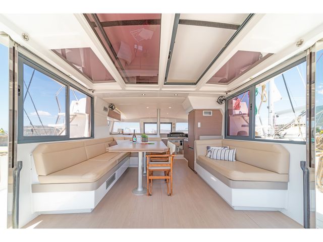 Bali Catamarans 4.1 Neusis