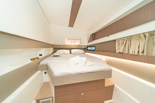 Bali Catamarans 4.1 Neusis