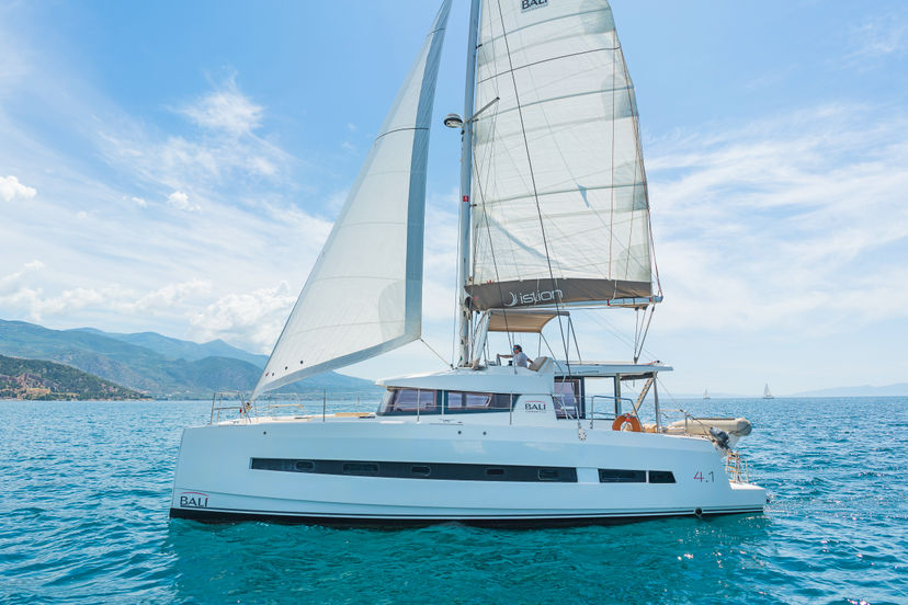 Bali Catamarans 4.1 Neusis