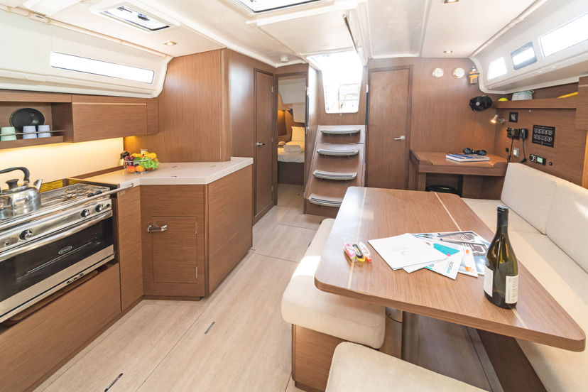 Beneteau 40 Mojito