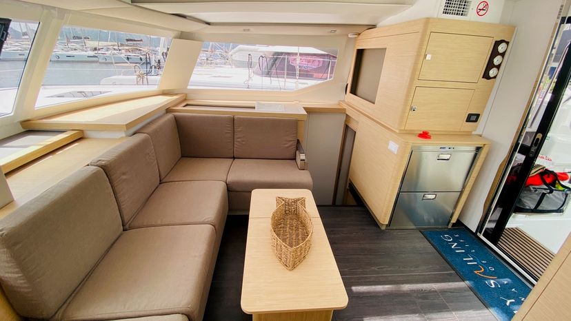 Fountaine Pajot 42 Capella 1