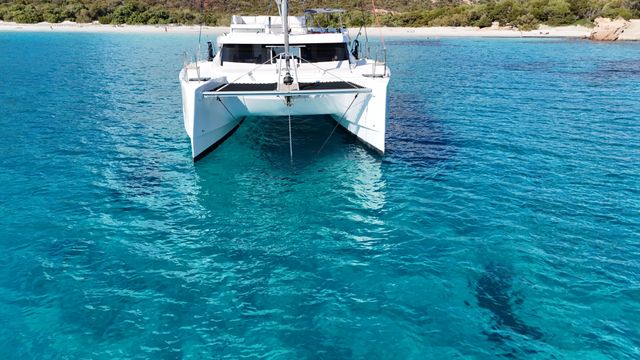 Aventura Catamarans 45 Good luck