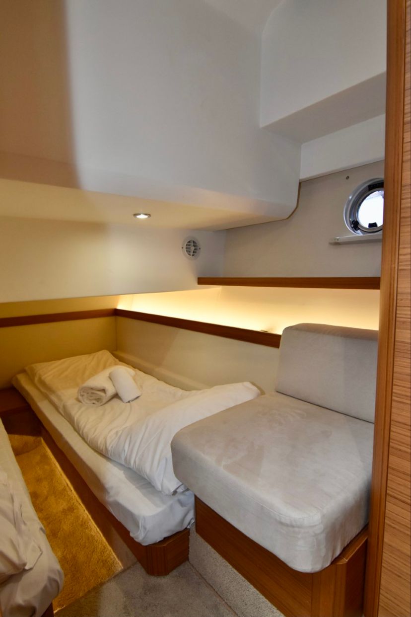 Greenline Boats / Hibrid 39 Helgeroa