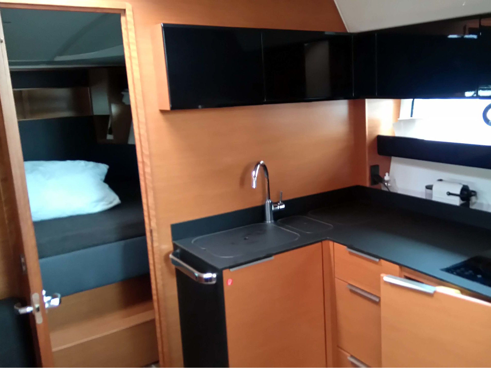 6000190250000107179_Rhea_Interior.jpg