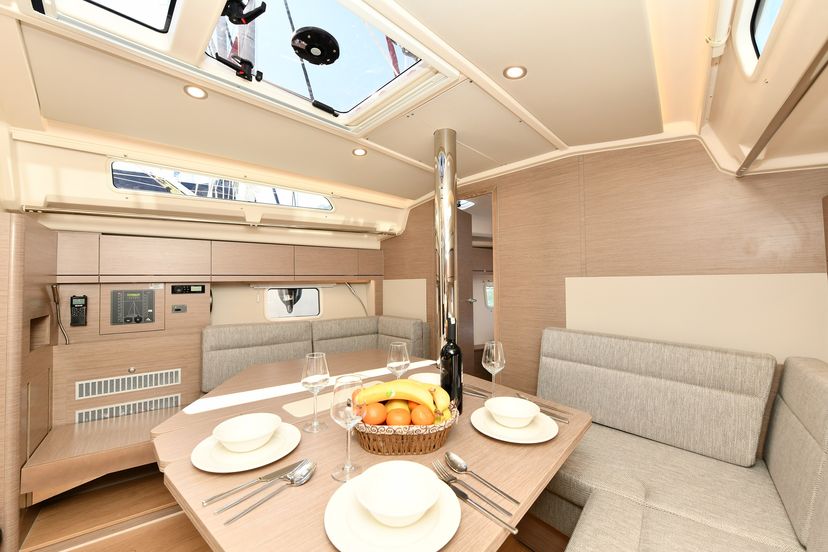 Hanse Yachts HANSE 418 Lauda