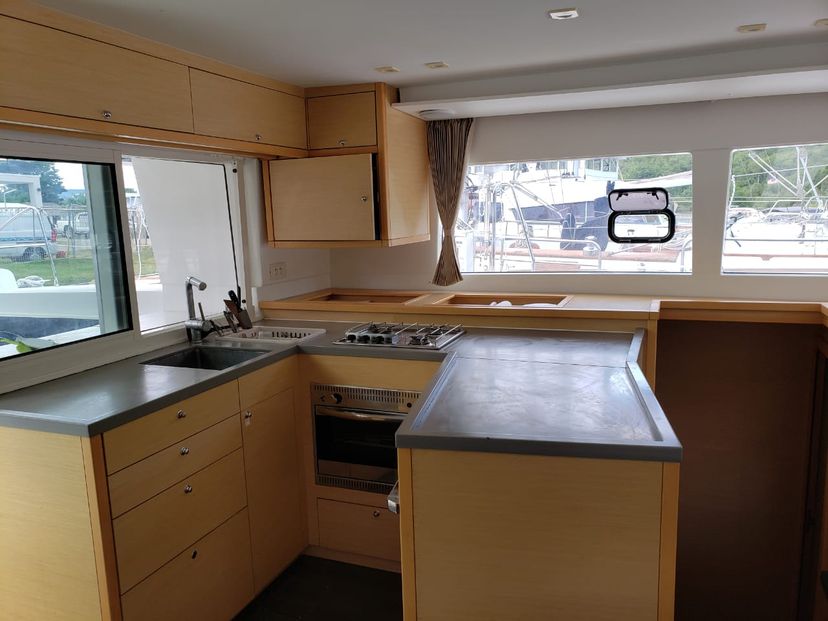 Lagoon 45 Belle