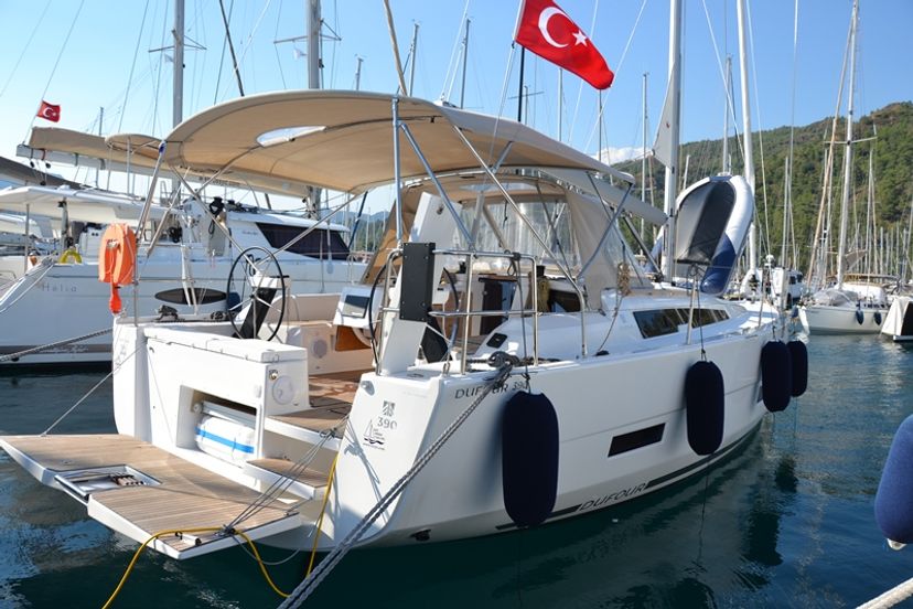Dufour Yachts GRAND Cordelia
