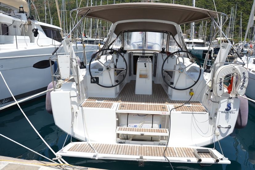 Beneteau OCEANIS 35 Blondi