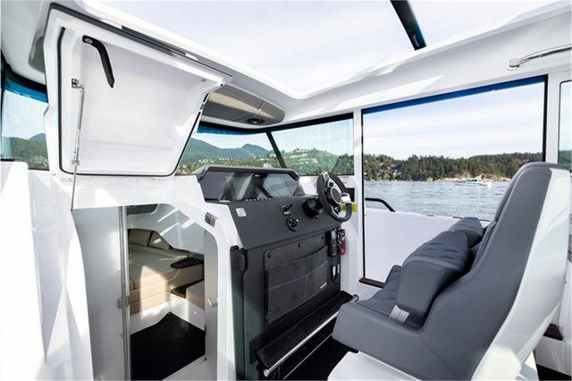 Axopar Boats 37 Axopar