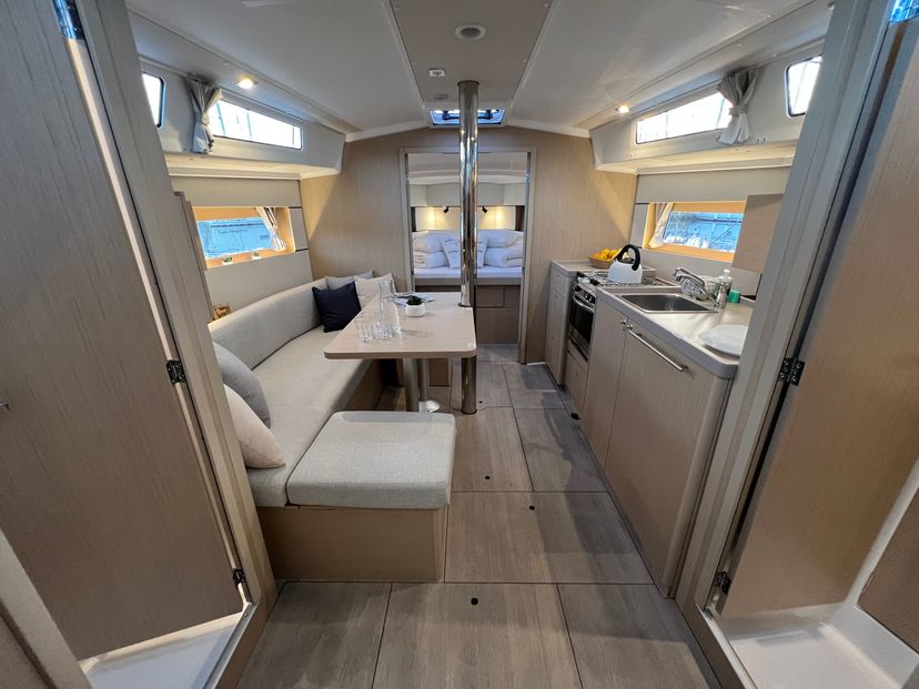 Beneteau 38 Jana