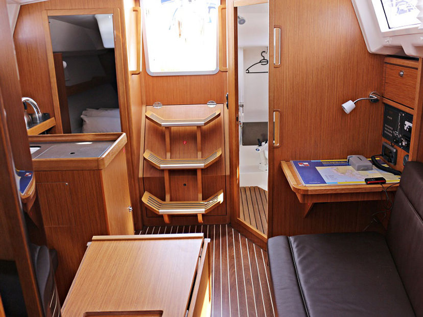 Bavaria Yachtbau CRUISER 33 MIRELLA
