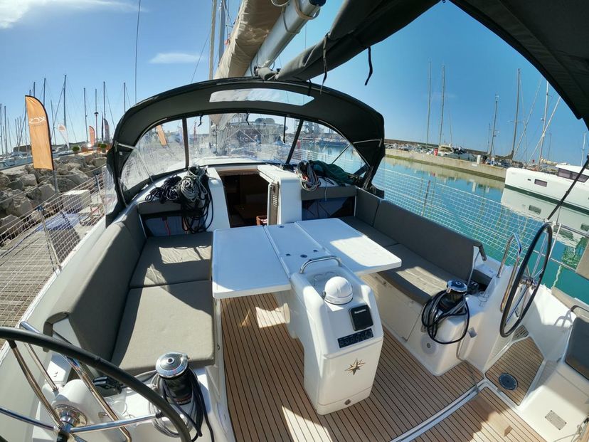 Jeanneau 49 Melusina