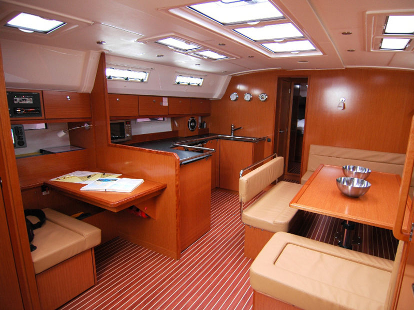 Bavaria Yachtbau 50 Zaurak