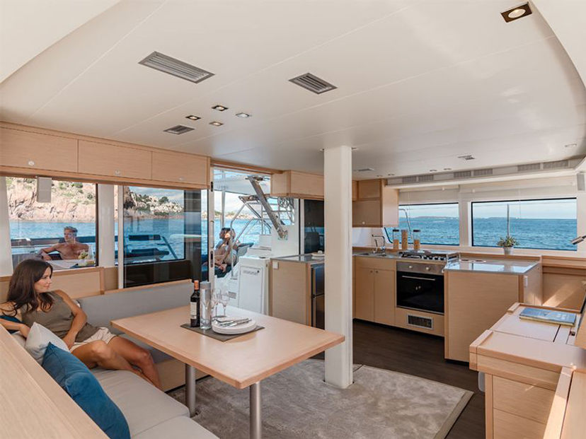 Lagoon 52 Queen of Diamonds (A/C - Generator - Refit 2023)