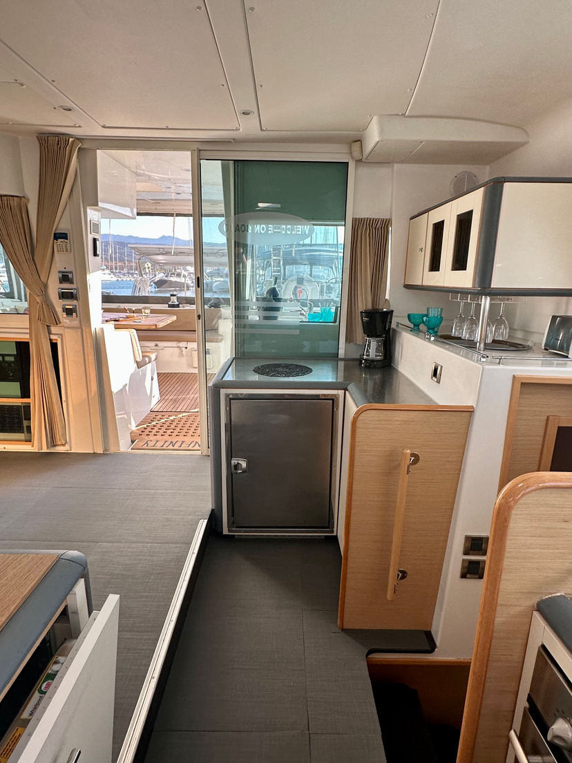 Lagoon 50 Infinity