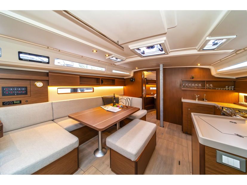 Beneteau 40 First Passion