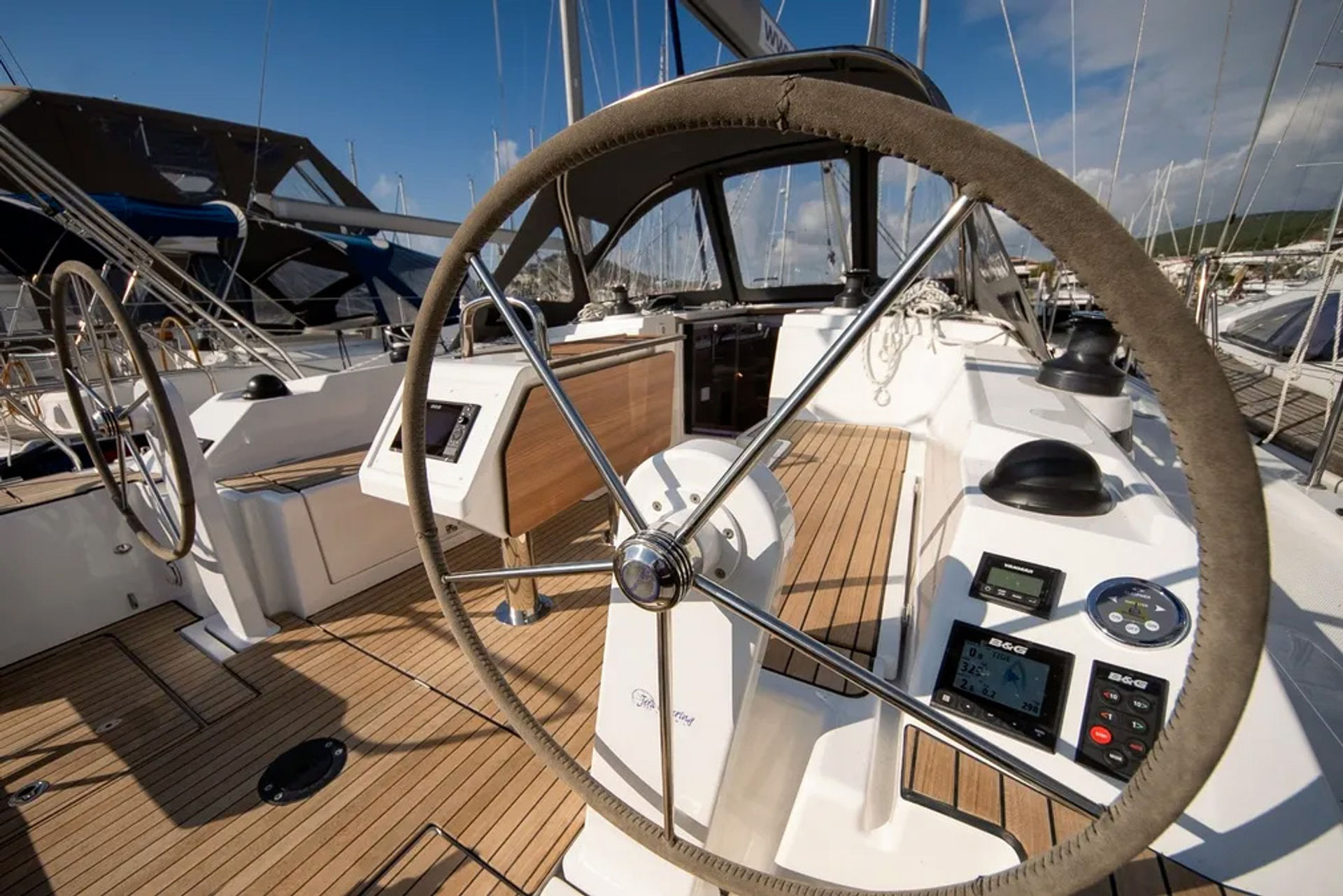 6201691692705620_cockpit_extrieur.jpg