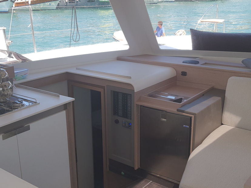 Fountaine Pajot 40 Arven