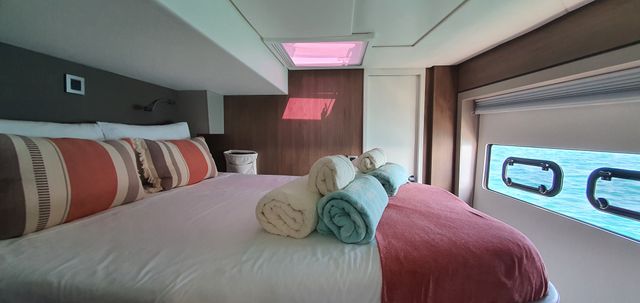Bali Catamarans 4.8 MARTINON