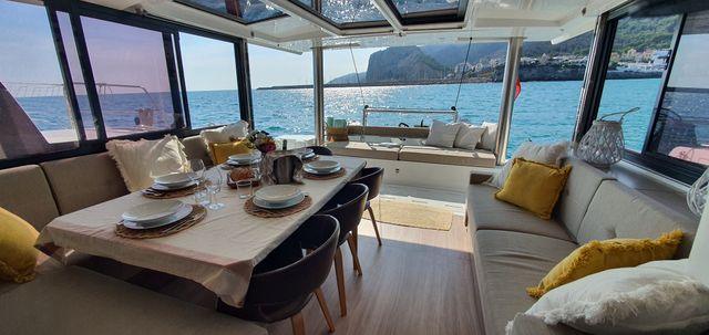 Bali Catamarans 4.8 MARTINON