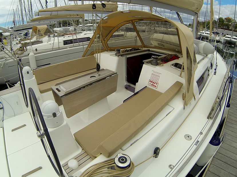 Dufour Yachts GRAND Lara