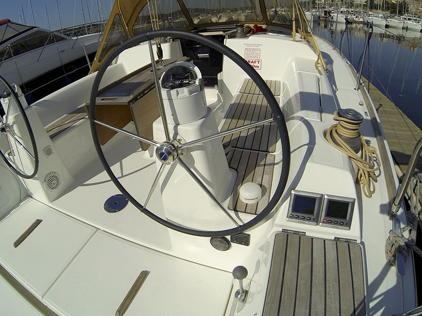 Dufour Yachts GRAND Lara