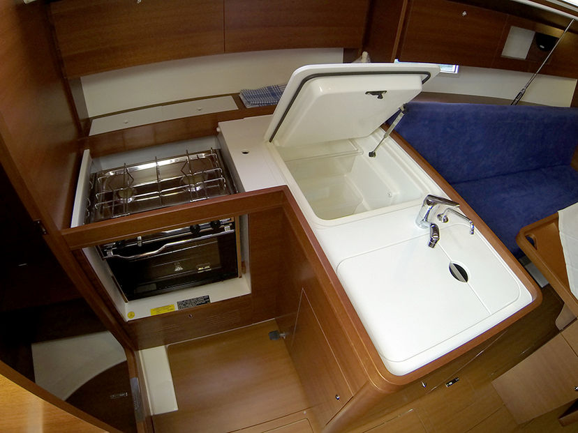 Dufour Yachts GRAND Lara
