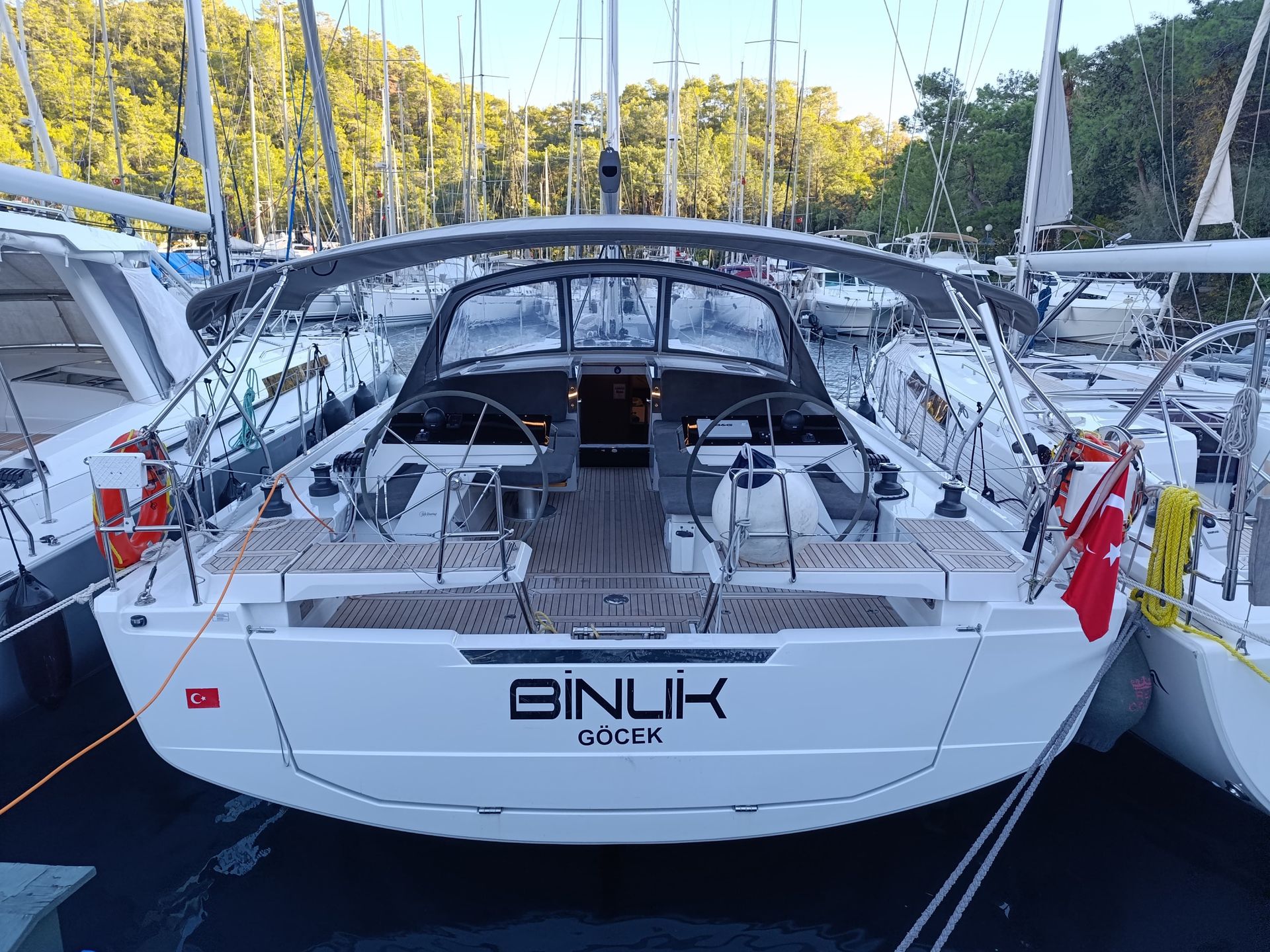 6273927000000103638_Binlik_main.jpg