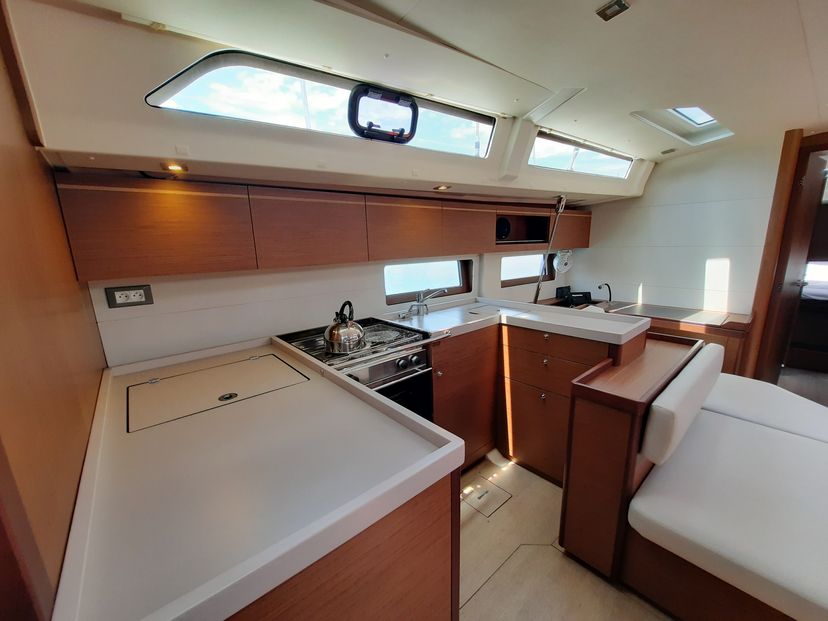 Beneteau OCEANIS 51.1 Senza Confini II