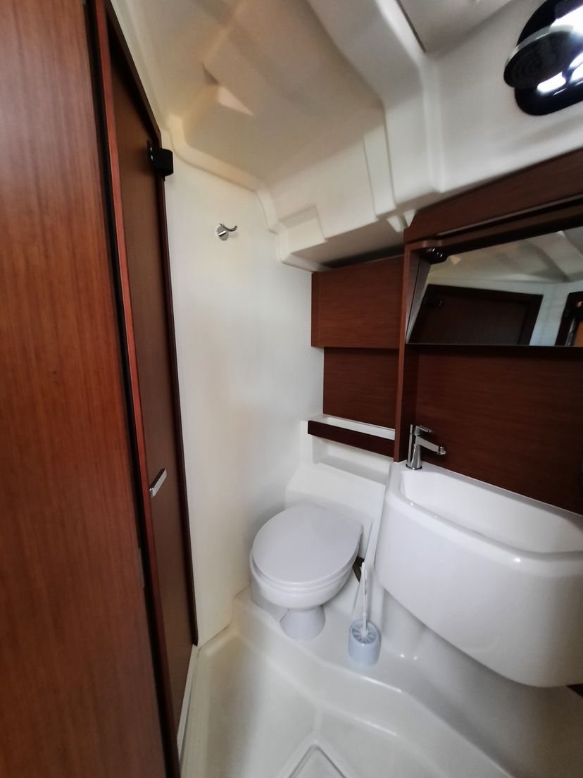 Beneteau OCEANIS 51.1 Senza Confini II