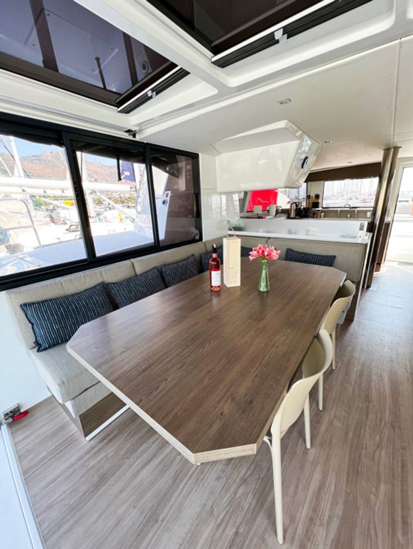 Bali Catamarans 4.4 ROSINA