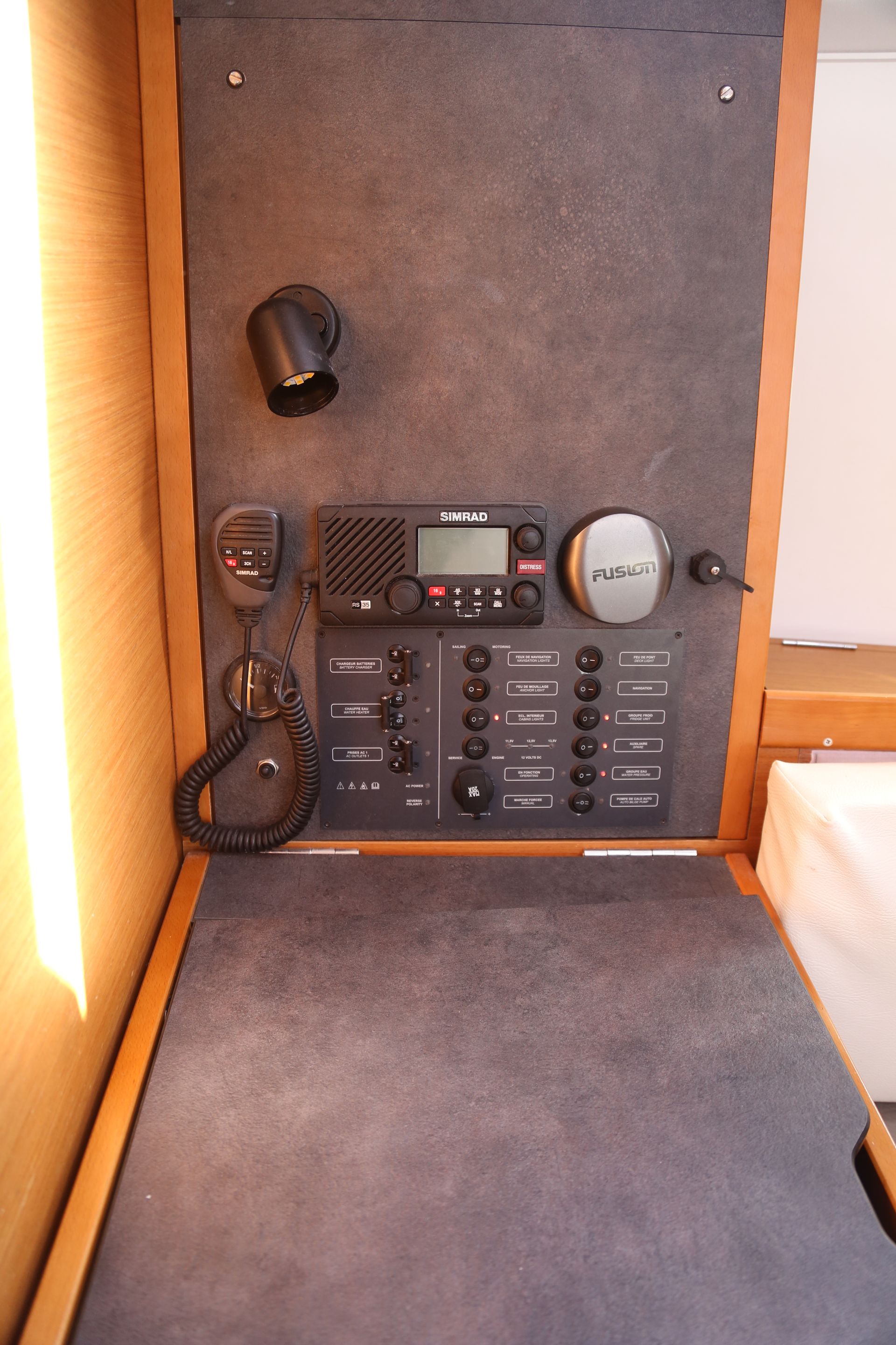 6373521184101768_JSO349-ControlPanel.JPG