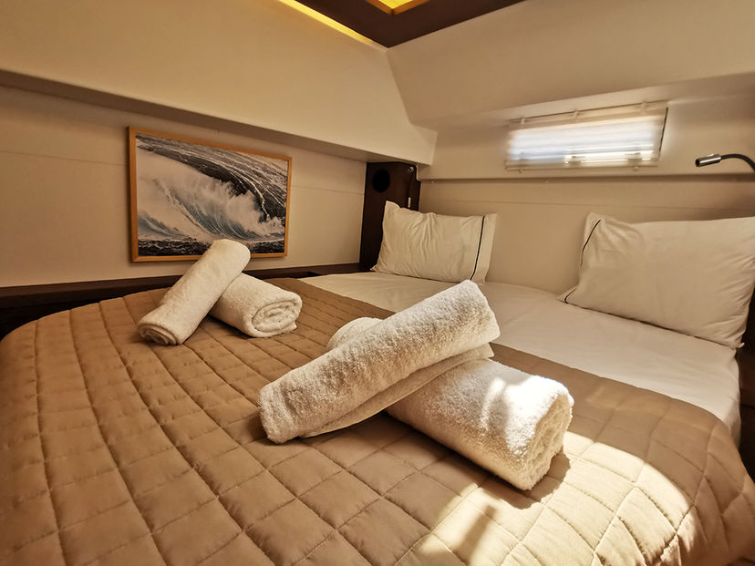 Lagoon 46 GALAXY (air condition, generator, water maker)    _Skippered Only_