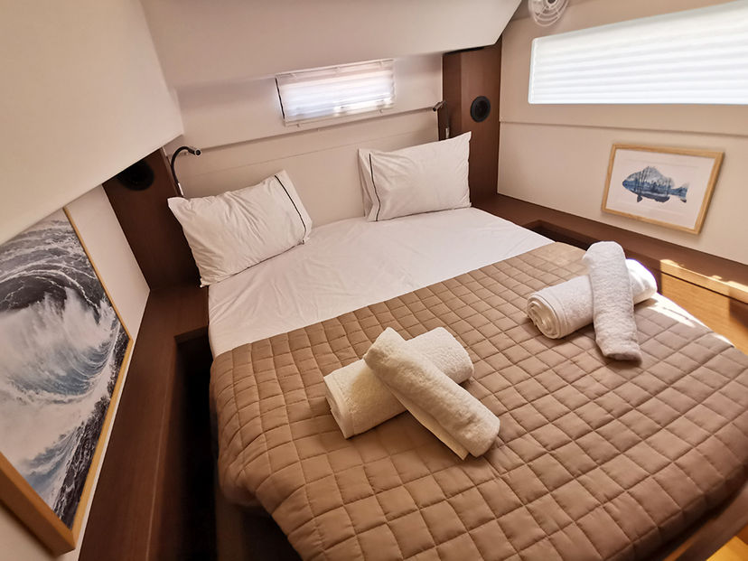 Lagoon 46 GALAXY (air condition, generator, water maker)    _Skippered Only_