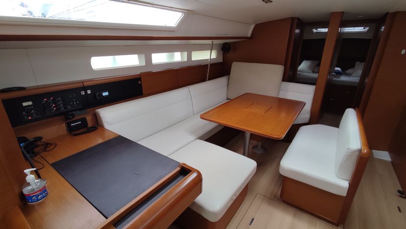 Jeanneau 51 Amfithoe